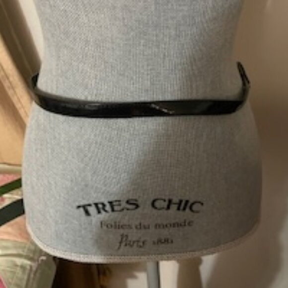 Faux Leather Skinny Belt Black Patent with Gold Rings Hardware - Picture 2 of 3